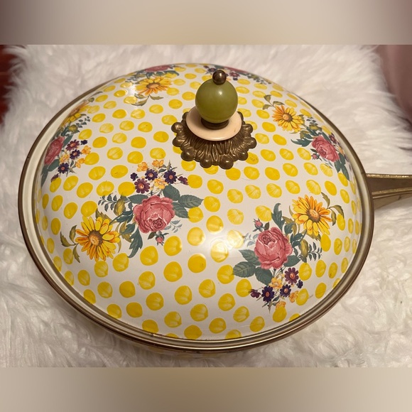 MacKenzie-Childs Other - MACKENZIE CHILDS FRYING PAN BUTTERCUP RETIRED